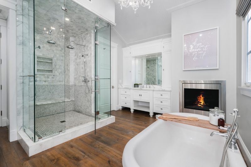 Luxurious Bathtub and Shower Combos